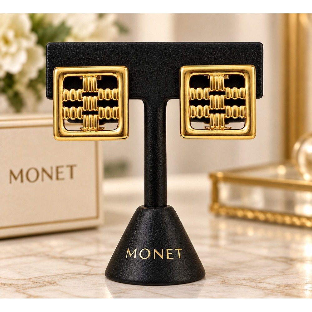 Vintage Monet NOS Gold Tone Geometric Square Clip On Earrings Original Card